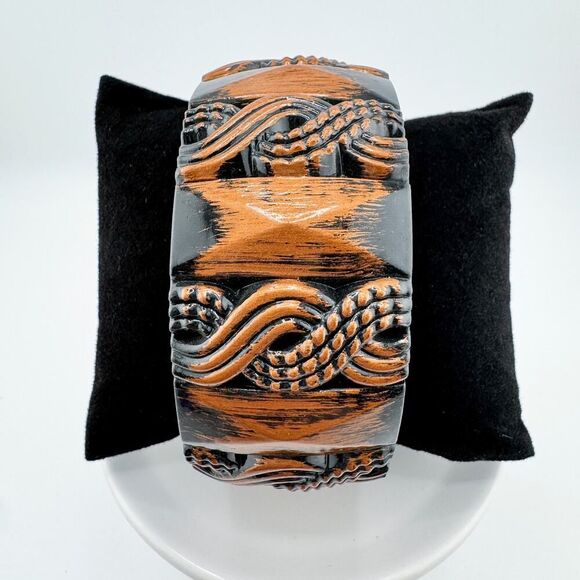 Vintage Orange Plastic Bangle Bracelet Southwestern Chunky Timeless Retro MCM - Picture 1 of 8